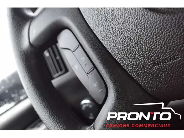 2025 Chevrolet Express Commercial Cutaway V8 6.6L  14 Pieds - Photo 16