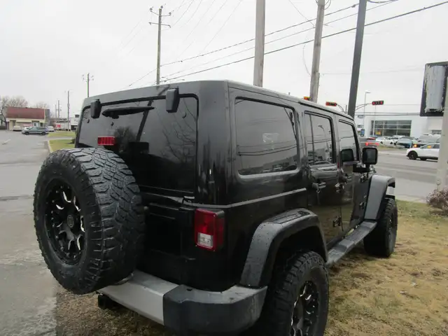 Jeep Wrangler Unlimited 4WD 4dr Sahara cuir body lift financemen - Photo 6