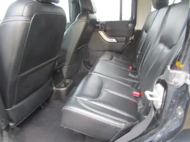 Jeep Wrangler Unlimited 4WD 4dr Sahara cuir body lift financemen - Photo 10