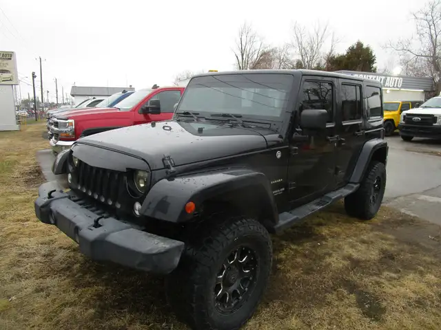 Jeep Wrangler Unlimited 4WD 4dr Sahara cuir body lift financemen - Photo 11