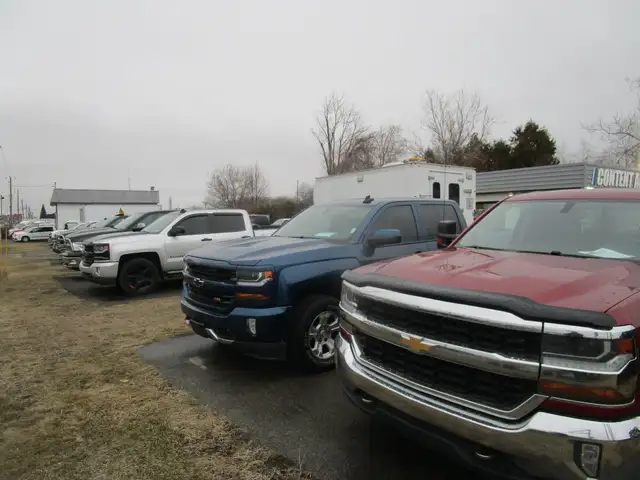 Jeep Wrangler Unlimited 4WD 4dr Sahara cuir body lift financemen - Photo 26