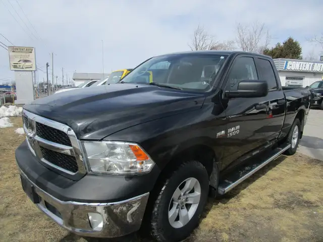 Jeep Wrangler Unlimited 4WD 4dr Sahara cuir body lift financemen - Photo 28