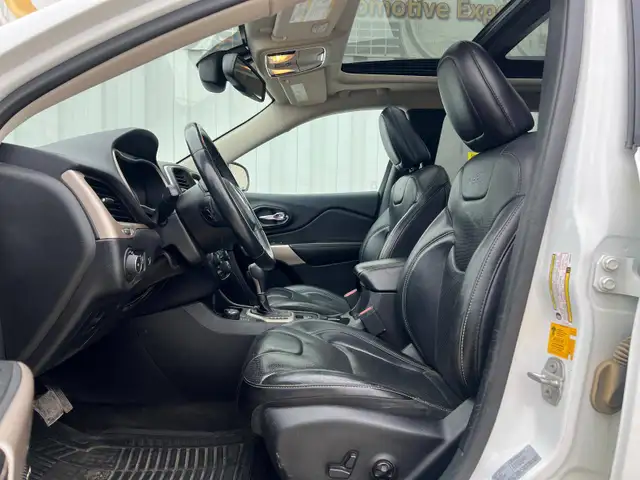 2017 Jeep Cherokee Limited 4WD - No Accident - Photo 11