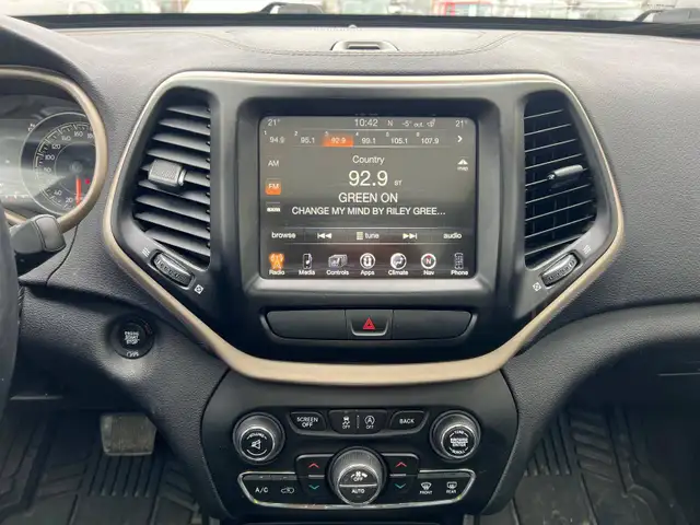 2017 Jeep Cherokee Limited 4WD - No Accident - Photo 21