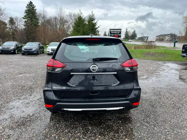 2018 Nissan Rogue S CERTIFIED - Photo 4