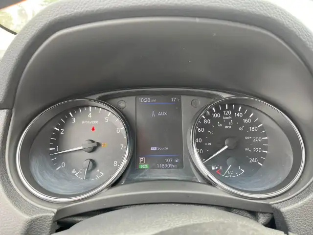 2018 Nissan Rogue S CERTIFIED - Photo 11