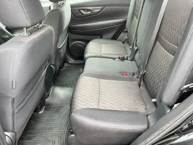 2018 Nissan Rogue S CERTIFIED - Photo 13