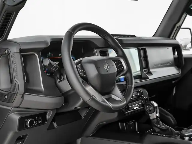 2026 Ford Bronco Badlands - Photo 11