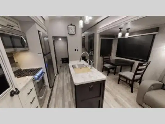2020 Jayco North Point 377RLBH - Photo 2