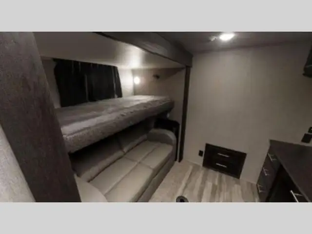 2020 Jayco North Point 377RLBH - Photo 4