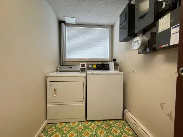 Apartment in Move‑in‑ready Bachelor Suite in Meadowlark - Photo 4