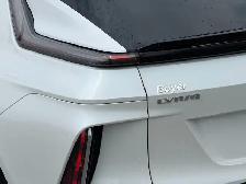 2024 Cadillac LYRIQ - Photo 10