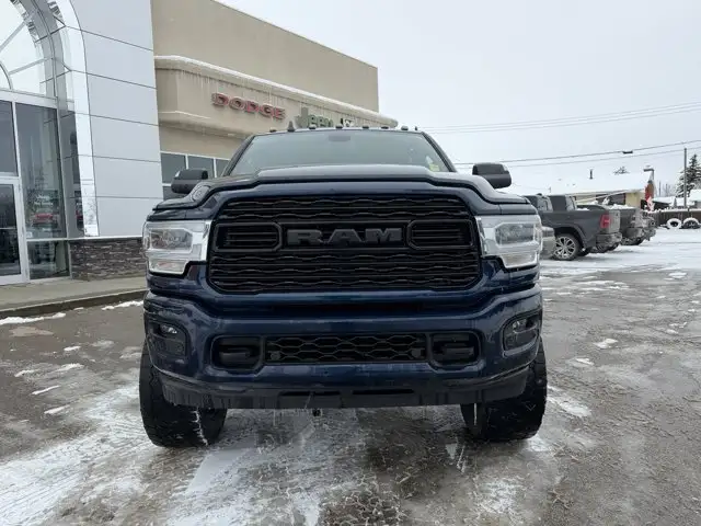 2022 Ram 3500 Laramie - Photo 10