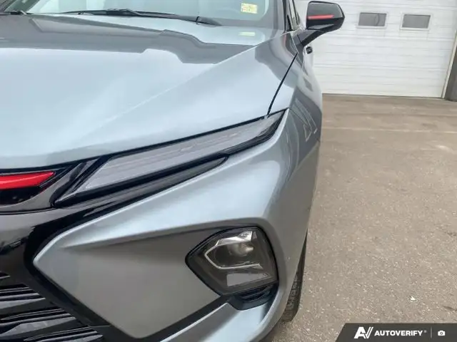 2025 Chevrolet Blazer LT | V6 | Hitch | Lane Keep Assist - Photo 12