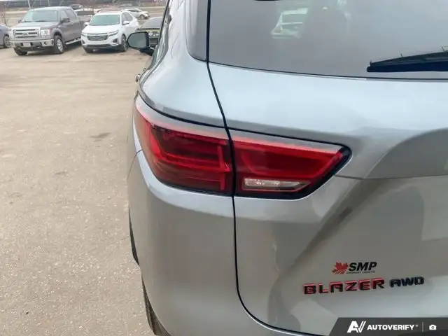 2025 Chevrolet Blazer LT | V6 | Hitch | Lane Keep Assist - Photo 15