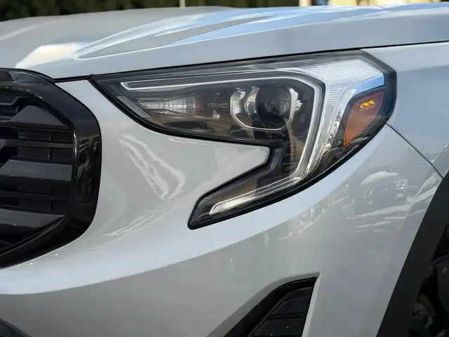 2021 GMC Terrain SLE AWD - Leather - Remote Starter - Photo 3