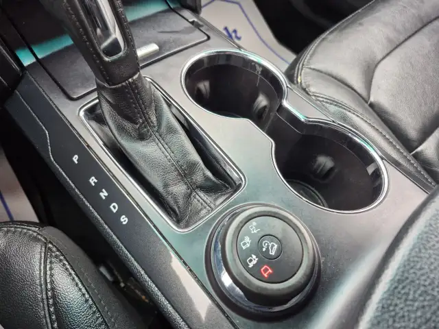 2016 Ford Explorer - Photo 13