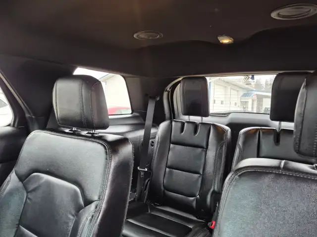 2016 Ford Explorer - Photo 18