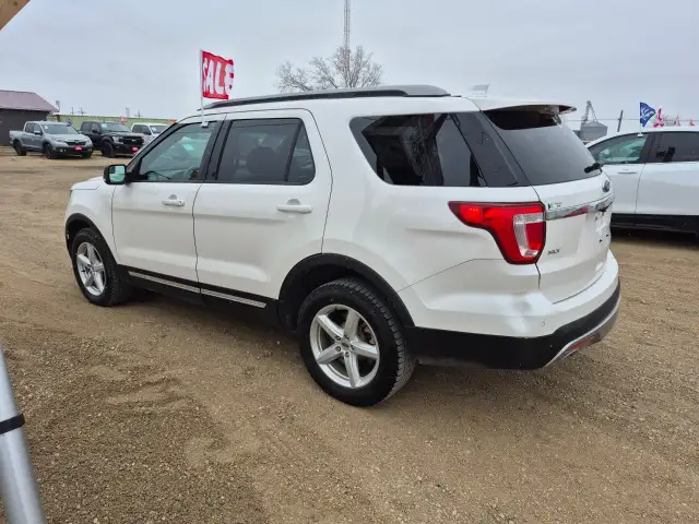 2016 Ford Explorer - Photo 23