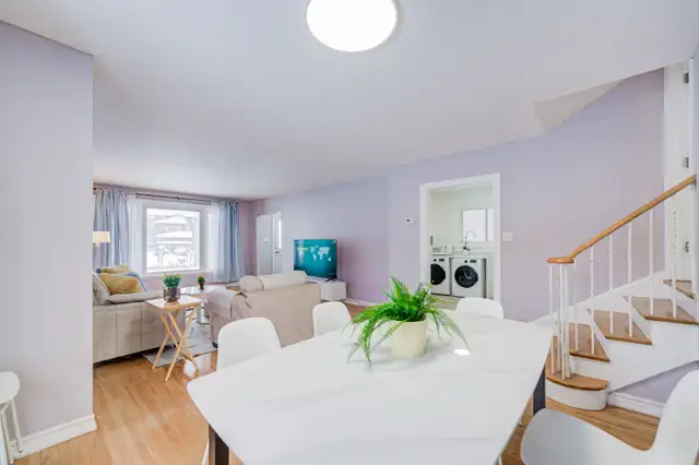 3 Bed 2 Bath House North York, Furnished, Free Wifi and parking - Photo 7