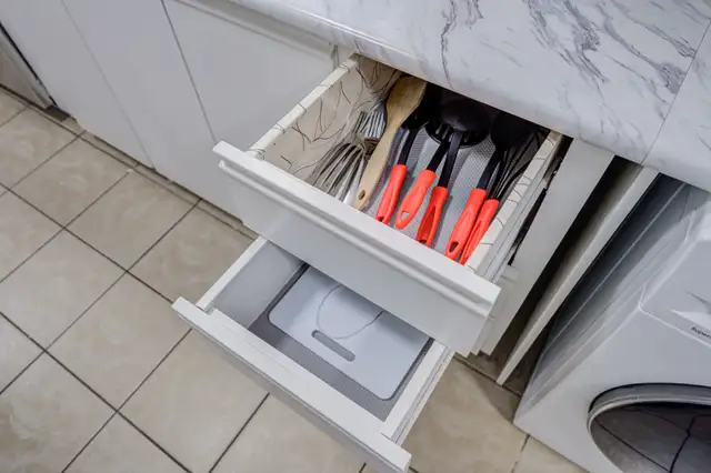 3 Bed 2 Bath House North York, Furnished, Free Wifi and parking - Photo 15