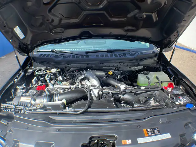 2026 Ford Super Duty F-350 SRW Lariat FX4 618A - Photo 11