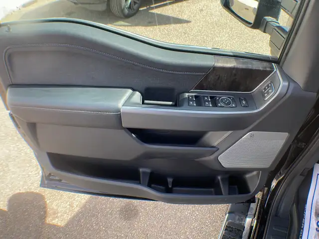 2026 Ford Super Duty F-350 SRW Lariat FX4 618A - Photo 18