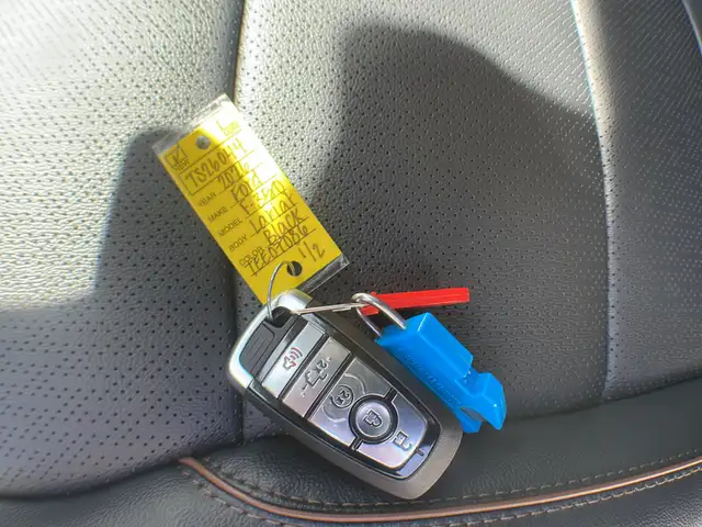 2026 Ford Super Duty F-350 SRW Lariat FX4 618A - Photo 27