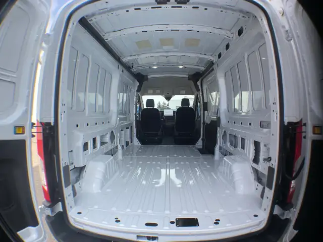 2026 Ford Transit Cargo Van Mr Cargo XL AWD 101A - Photo 27
