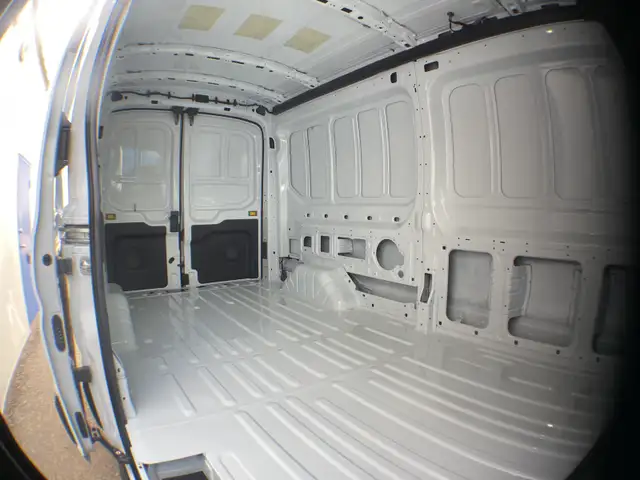 2026 Ford Transit Cargo Van Mr Cargo XL AWD 101A - Photo 32