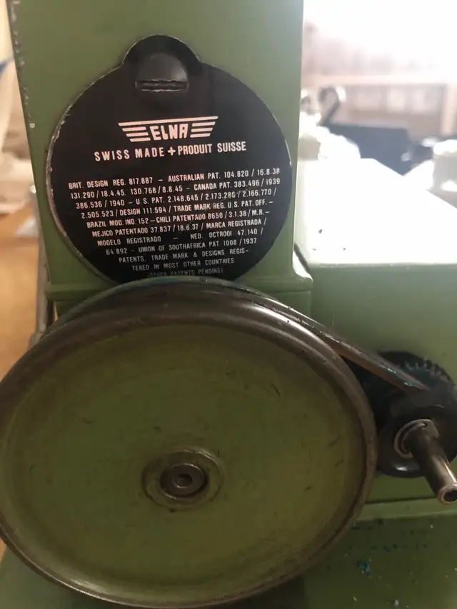 Small Edna sewing machine for sale. - Photo 2