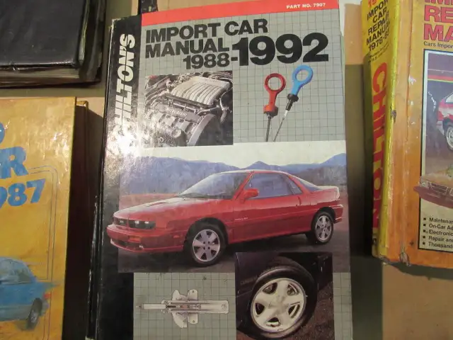 Automotive Repair Manuals - Photo 3