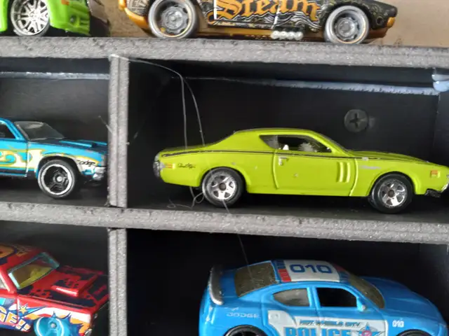 Hot Wheels  MOPAR Action Collection, 100 cars total - Photo 9