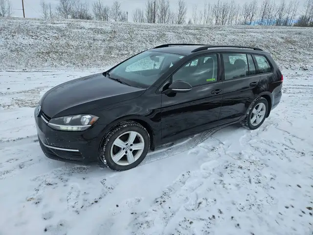 2018 Volkswagen Golf S 4Motion