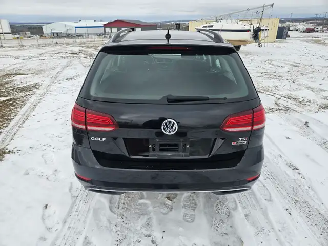 2018 Volkswagen Golf S 4Motion - Photo 7