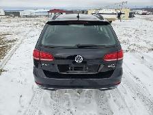 2018 Volkswagen Golf S 4Motion - Photo 7