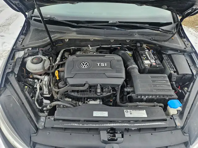 2018 Volkswagen Golf S 4Motion - Photo 9