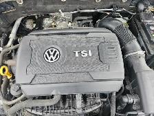 2018 Volkswagen Golf S 4Motion - Photo 11