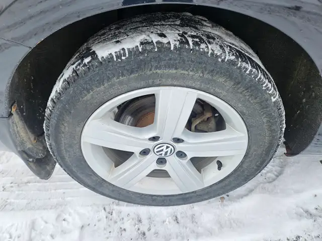 2018 Volkswagen Golf S 4Motion - Photo 22