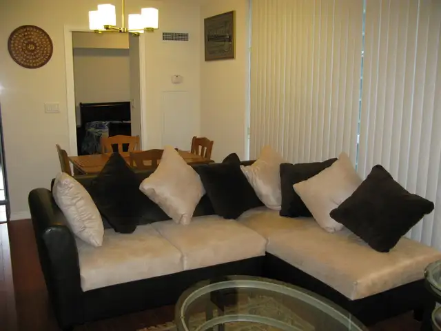 Furnished Room   Living   Private Bath – All Incl - Photo 3