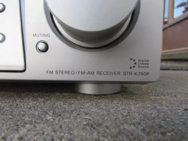 Sony STR-K740P 5.1 channel home theatre receiver 80 watts per - Photo 2