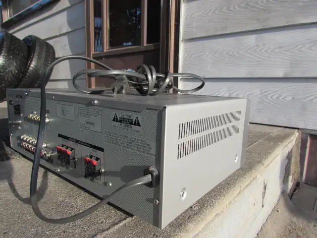 Sony STR-K740P 5.1 channel home theatre receiver 80 watts per - Photo 7