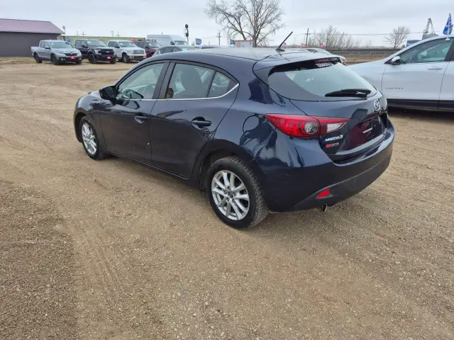 2016 Mazda Mazda3 - Photo 14
