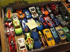 Hot Wheels cars, trucks and tractor collection,- 432 in total - Photo 8