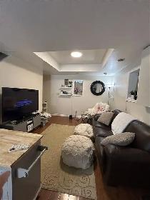 Beautiful 2 bed available, laundry and parking included