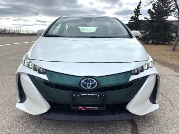 2018 Toyota Prius Prime NAVIGATION -NO ACCIDENTS-WARRANTY INCL - Photo 3