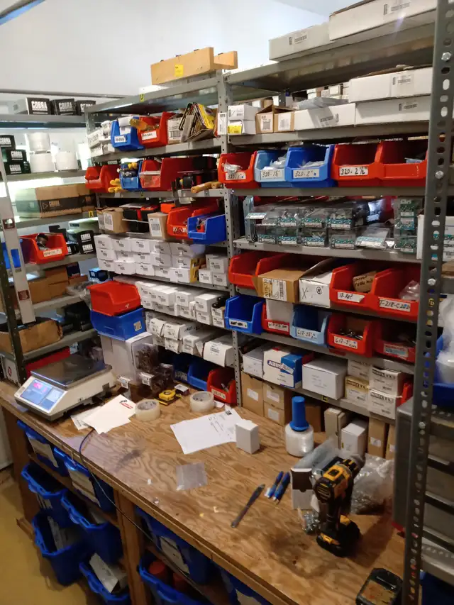 Liquidation de produits de quincaillerie