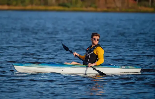 Pelican premium Argo 100x exo kayak with paddle - pink or blue - Photo 7