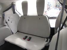 2011 Mitsubishi Outlander LS - Photo 7