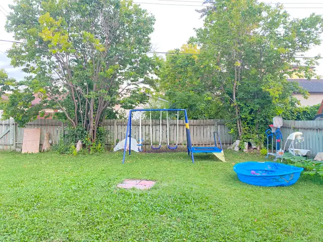 OH! Beautiful 3bdrm 1.5bth Starter Home in Desirable Fort Garry! - Photo 10